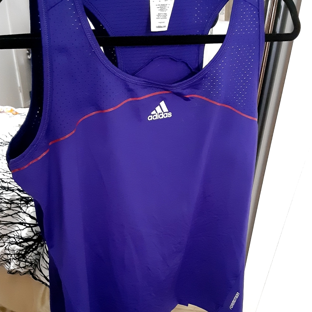 Adidas Razorback sports top
